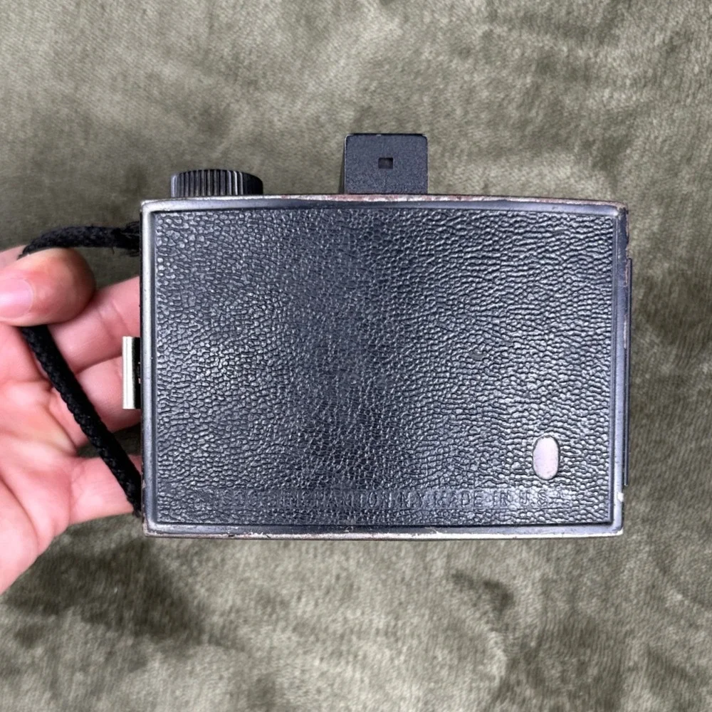 Vintage Ansco Pioneer 620 Roll Film Box Camera Black Made in USA Binghamton NY‎